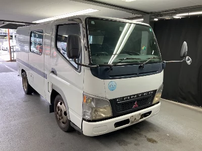 Mitsubishi CANTER ROOTVAN
