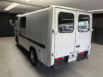 Mitsubishi CANTER ROOTVAN