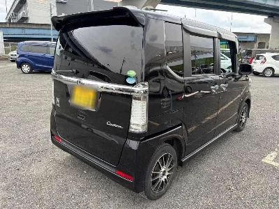 Honda N BOX CUSTOM