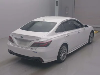 Toyota CROWN HYBRID