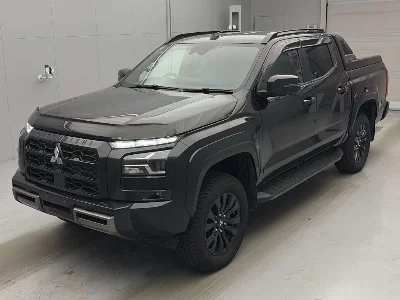 Mitsubishi Triton
