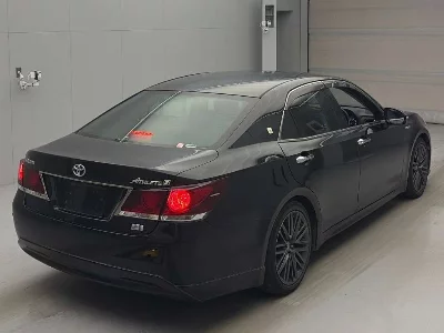 Toyota CROWN HYBRID