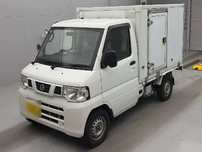 Nissan NT100 Clipper