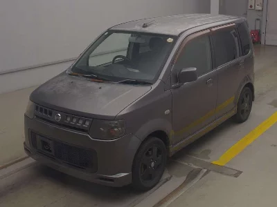 Nissan Otti