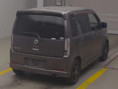 Nissan Otti