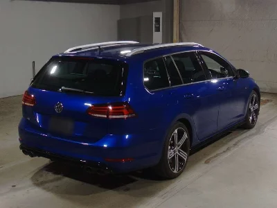 Volkswagen GOLF R VALIANT