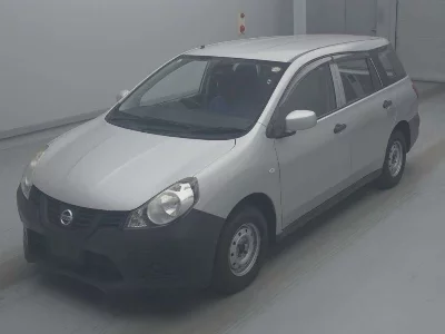 Nissan AD