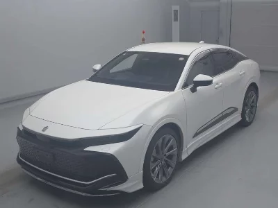 TOYOTA CROWN CROSSOVER