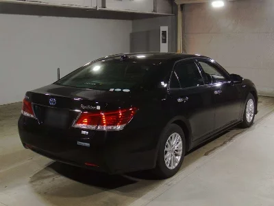 Toyota CROWN HYBRID
