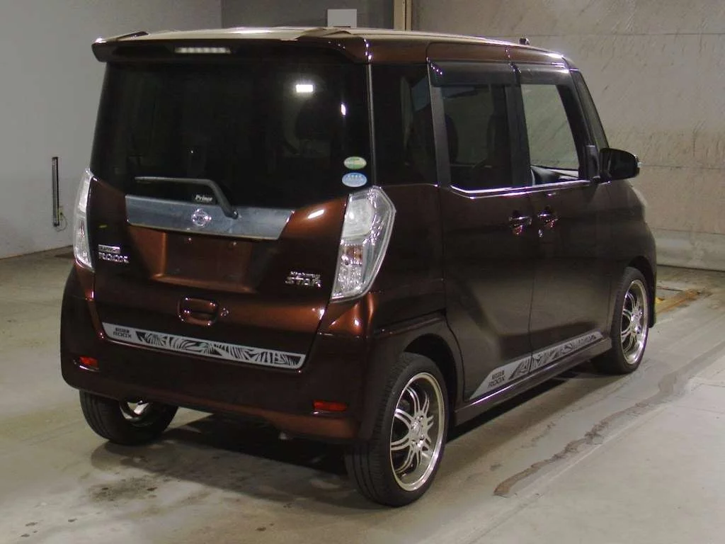 Nissan Dayz Roox  с аукциона в Японии