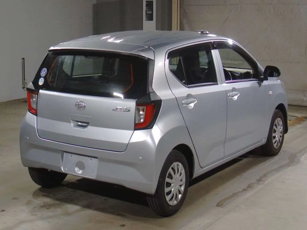 Daihatsu Mira e:S  с аукциона в Японии