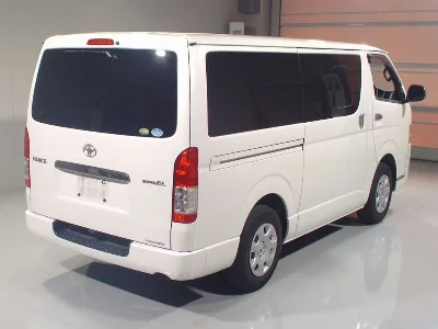 Toyota HiAce Van