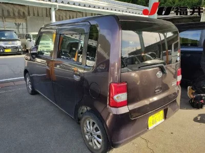 Daihatsu MOVE CONTE