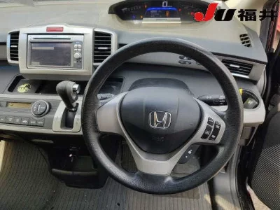 HONDA FREED HYBRID
