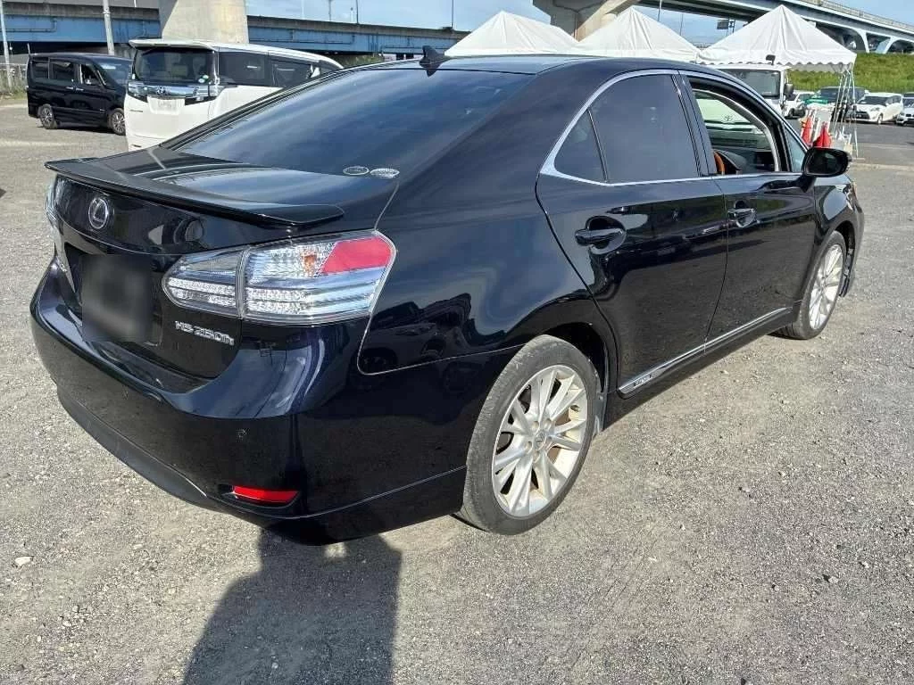 Lexus HS250h  с аукциона в Японии