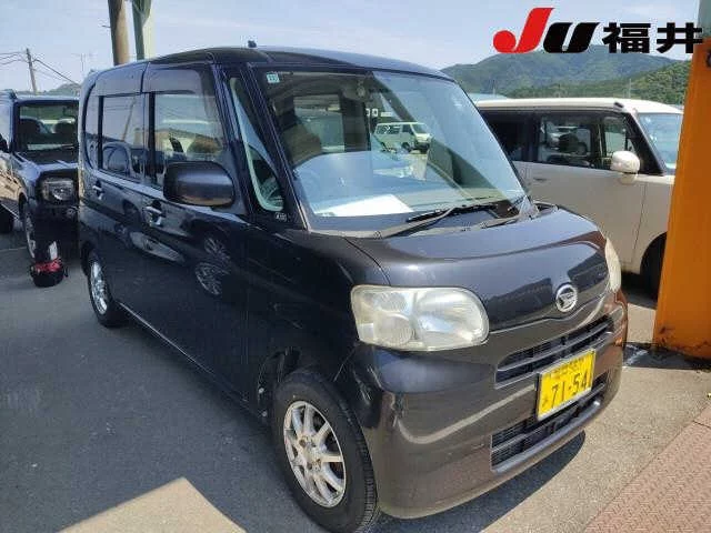 Daihatsu Tanto  с аукциона в Японии