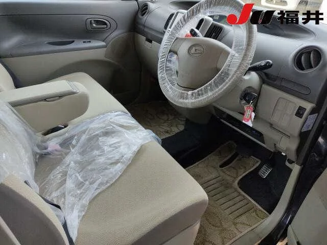 Daihatsu Tanto  с аукциона в Японии