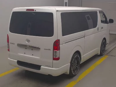 Toyota HiAce Van