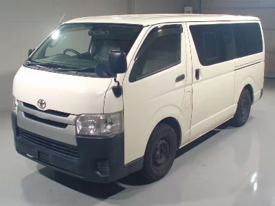 TOYOTA REGIUS VAN