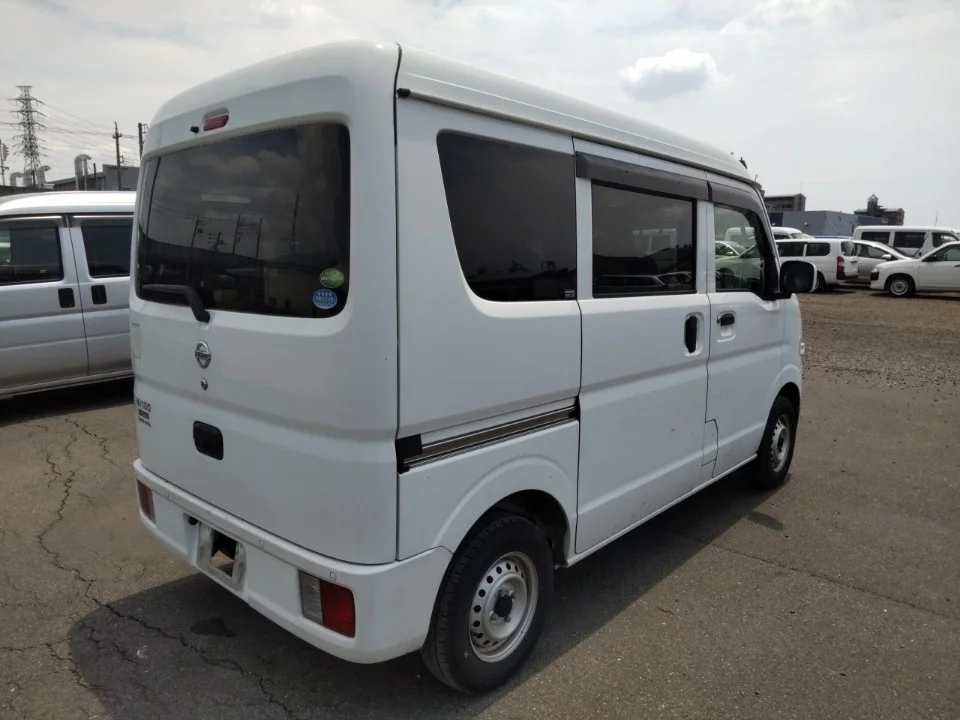 Nissan NV100 Clipper  с аукциона в Японии