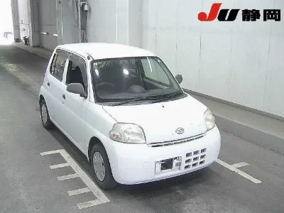 Daihatsu Esse
