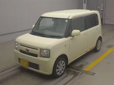 TOYOTA PIXIS SPACE