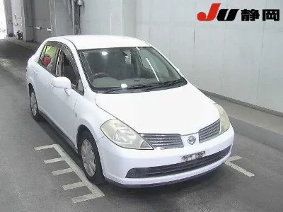 Nissan Tiida Latio