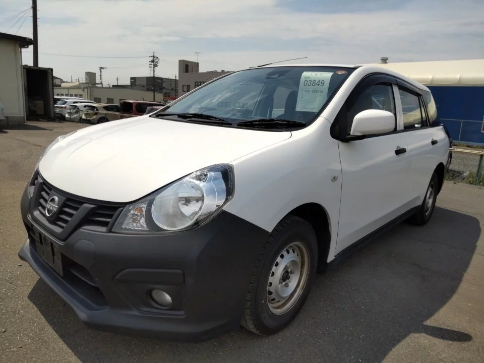 Nissan AD  с аукциона в Японии