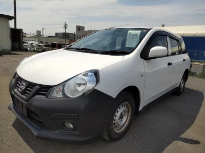 Nissan AD