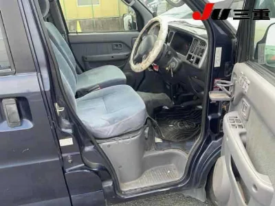 DAIHATSU ATRAI WAGON