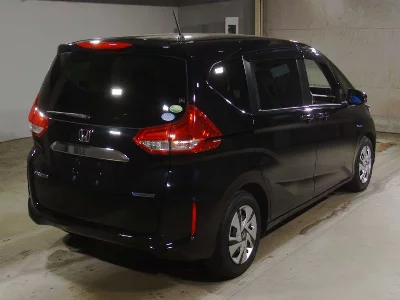 HONDA FREED HYBRID