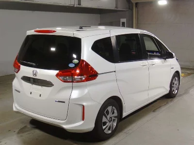 HONDA FREED HYBRID