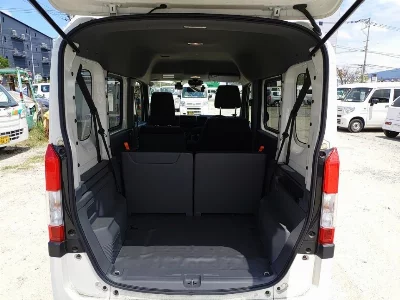 HONDA N-VAN