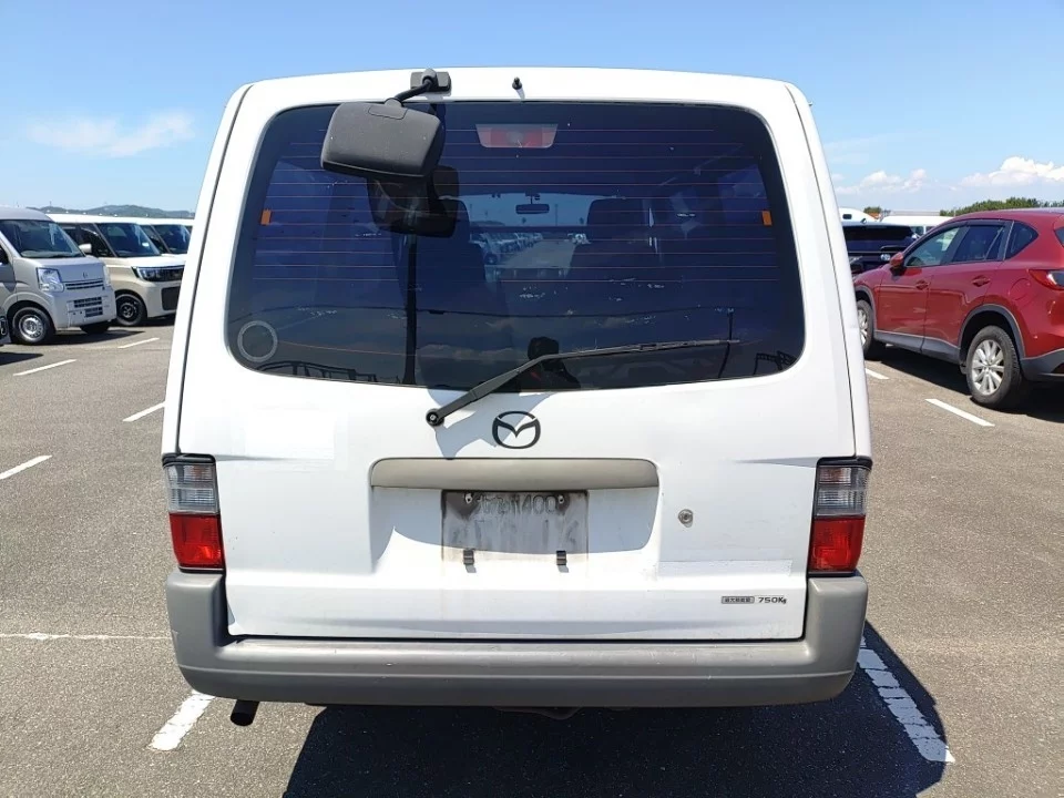 Mazda Bongo  с аукциона в Японии