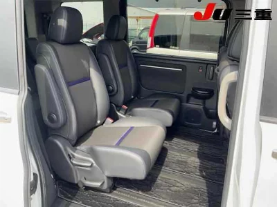 HONDA STEPWGN SPADA