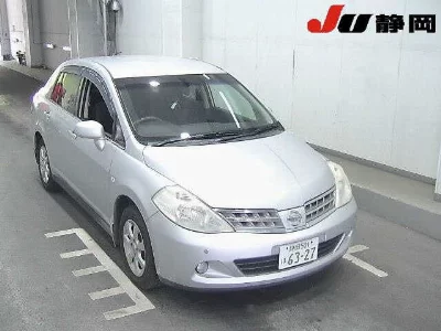 Nissan Tiida Latio