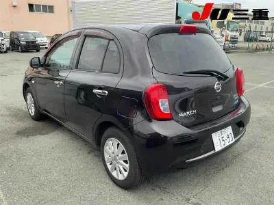 Nissan March