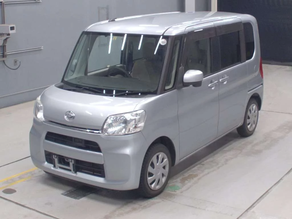 Daihatsu Tanto  с аукциона в Японии