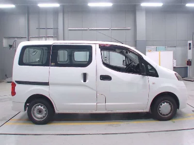 Nissan NV200 VANETTE VAN