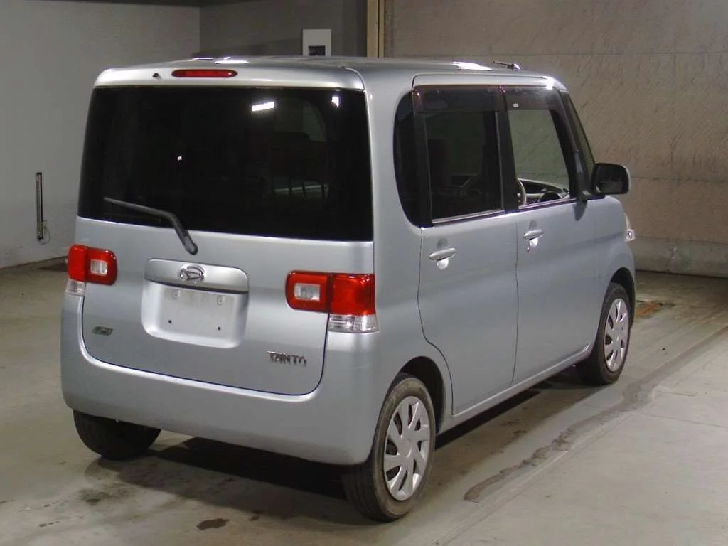 Daihatsu Tanto  с аукциона в Японии