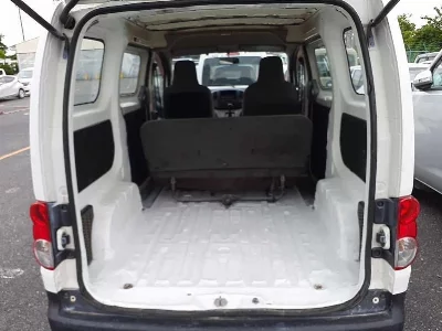 Nissan NV200 VANETTE VAN