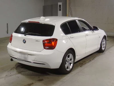 BMW 1 SERIES