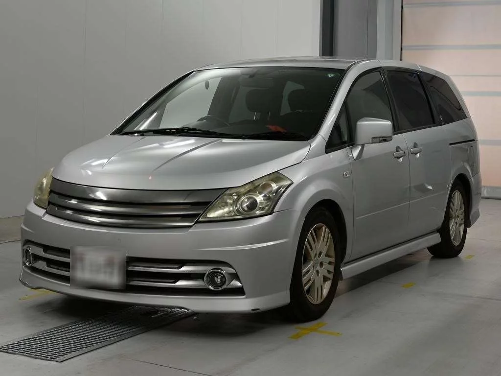 Nissan Presage  с аукциона в Японии