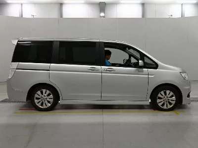 HONDA STEPWGN SPADA