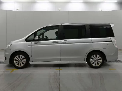 HONDA STEPWGN SPADA