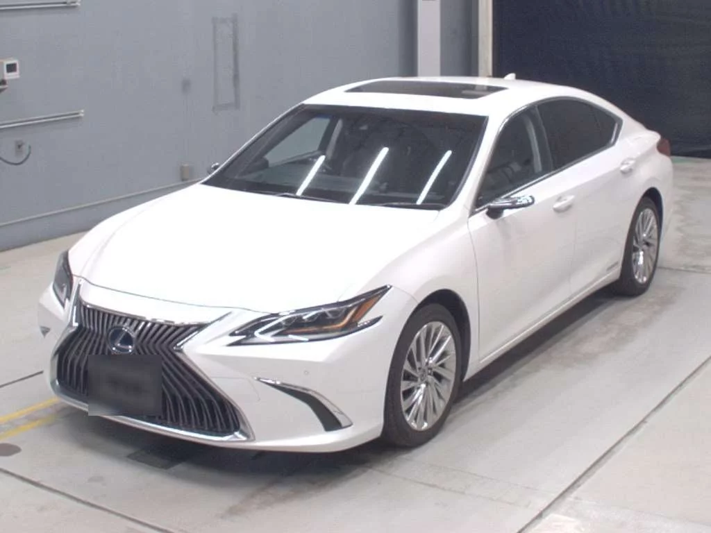 Lexus ES300h  с аукциона в Японии