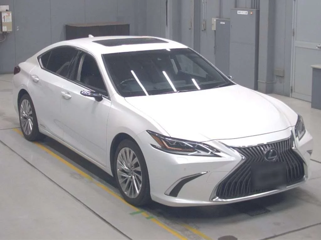 Lexus ES300h  с аукциона в Японии
