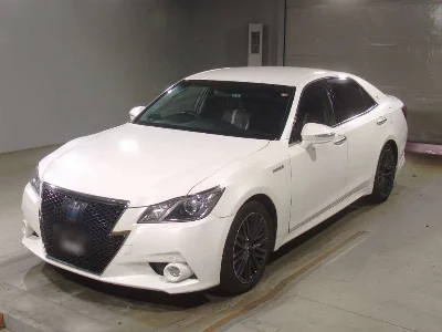 Toyota CROWN HYBRID