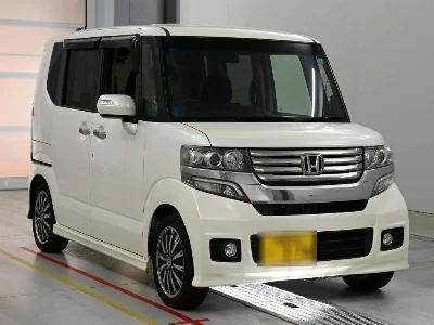 HONDA N BOX CUSTOM