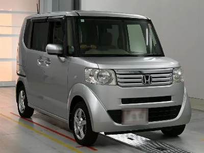 HONDA N BOX +